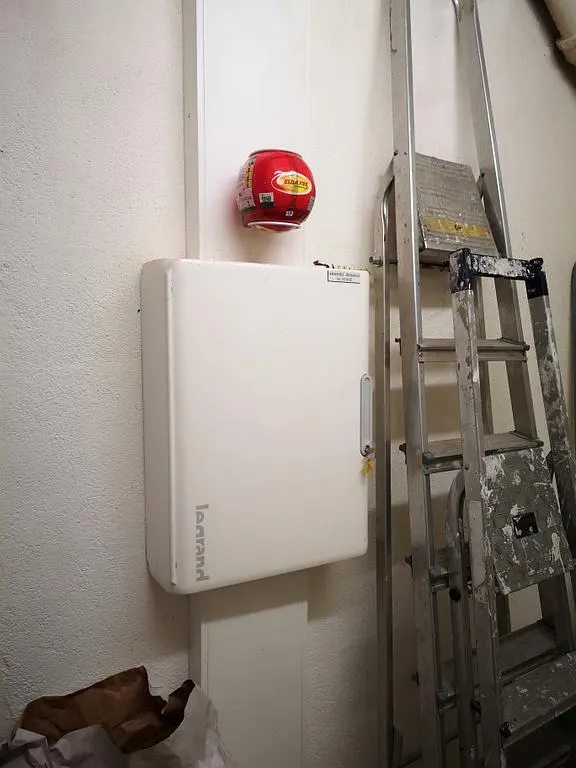 Coffret électrique mural